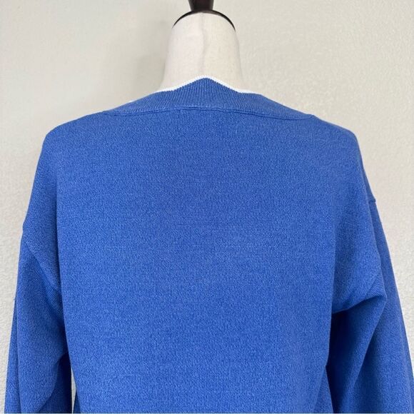 Just Fashion Now Wool Knit Blue White Scalloped Sweater, Sz Medium - Picture 7 of 12